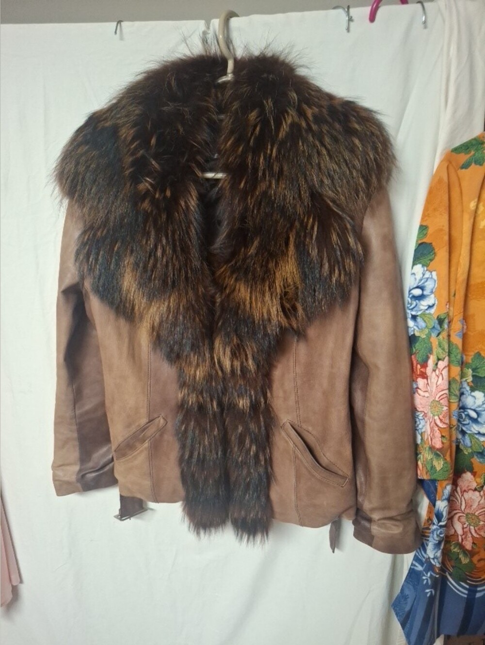 Vintage LeatherJacket Genuine Big Fur Collar Italy - Picture 3 of 16